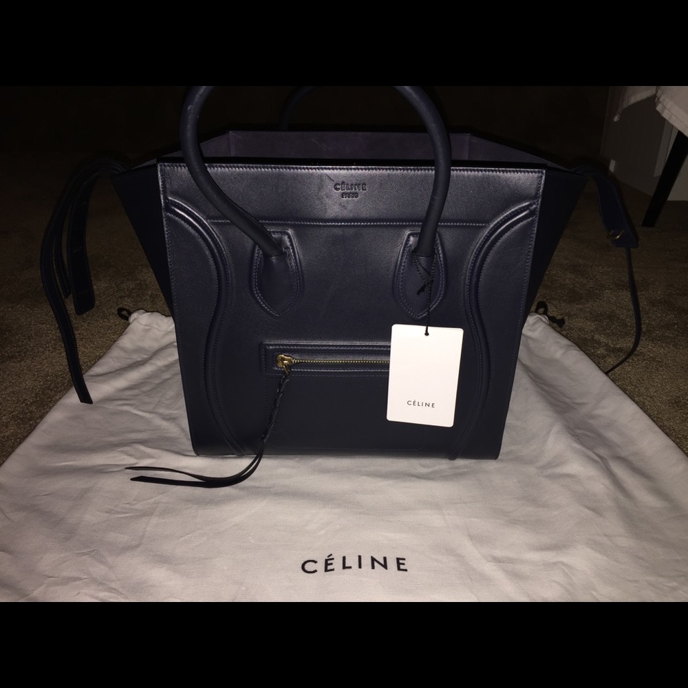 COPY - Authentic Celine Phantom Navy - Picture 4 of 8